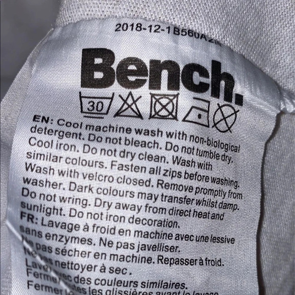 NWT Bench women’s short sleeve logo top L - Picture 5 of 9